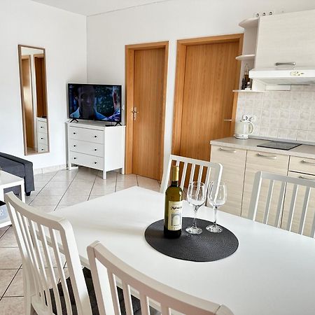 Apartments Vojvoda Poreč Extérieur photo