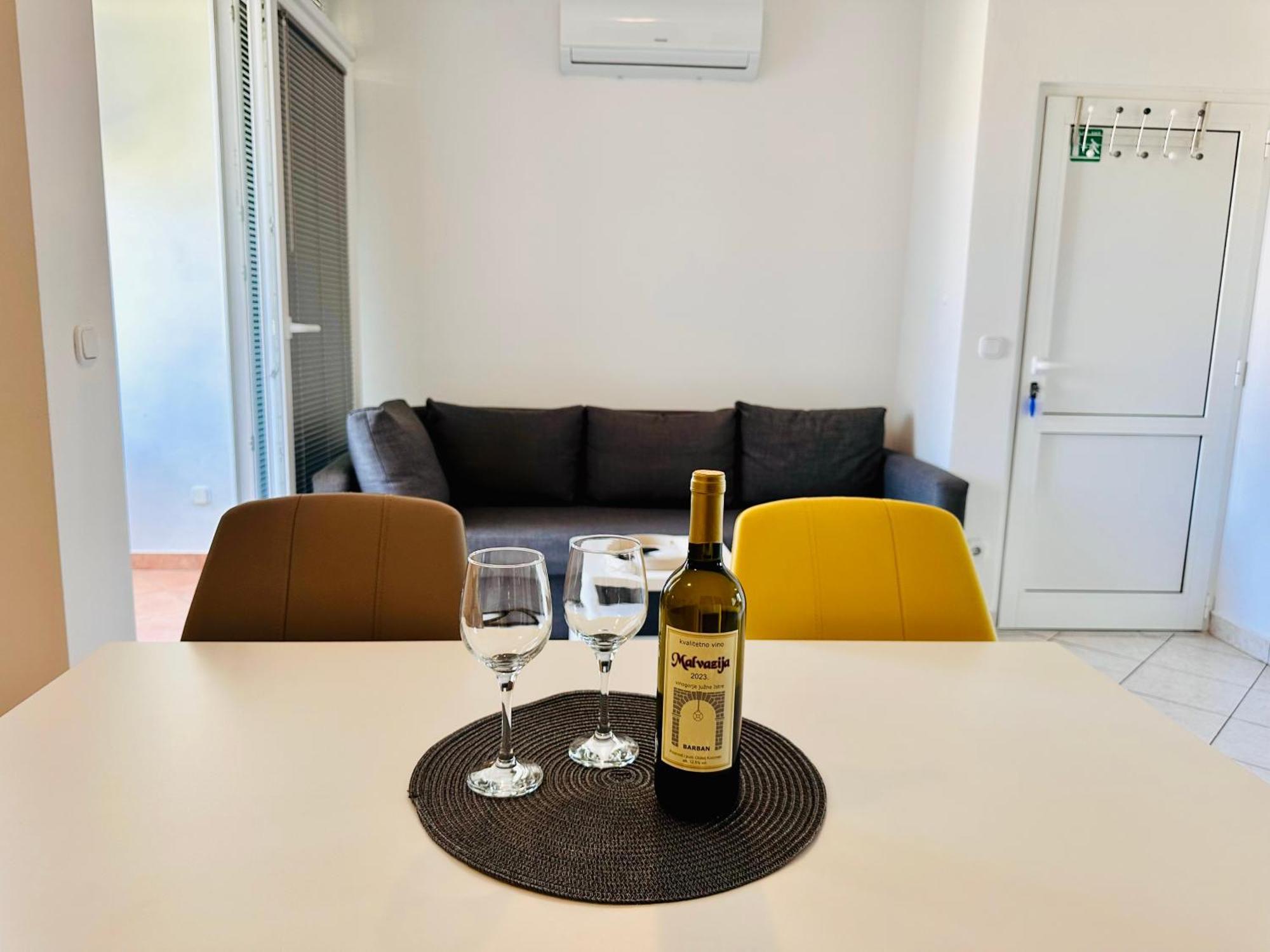 Apartments Vojvoda Poreč Extérieur photo